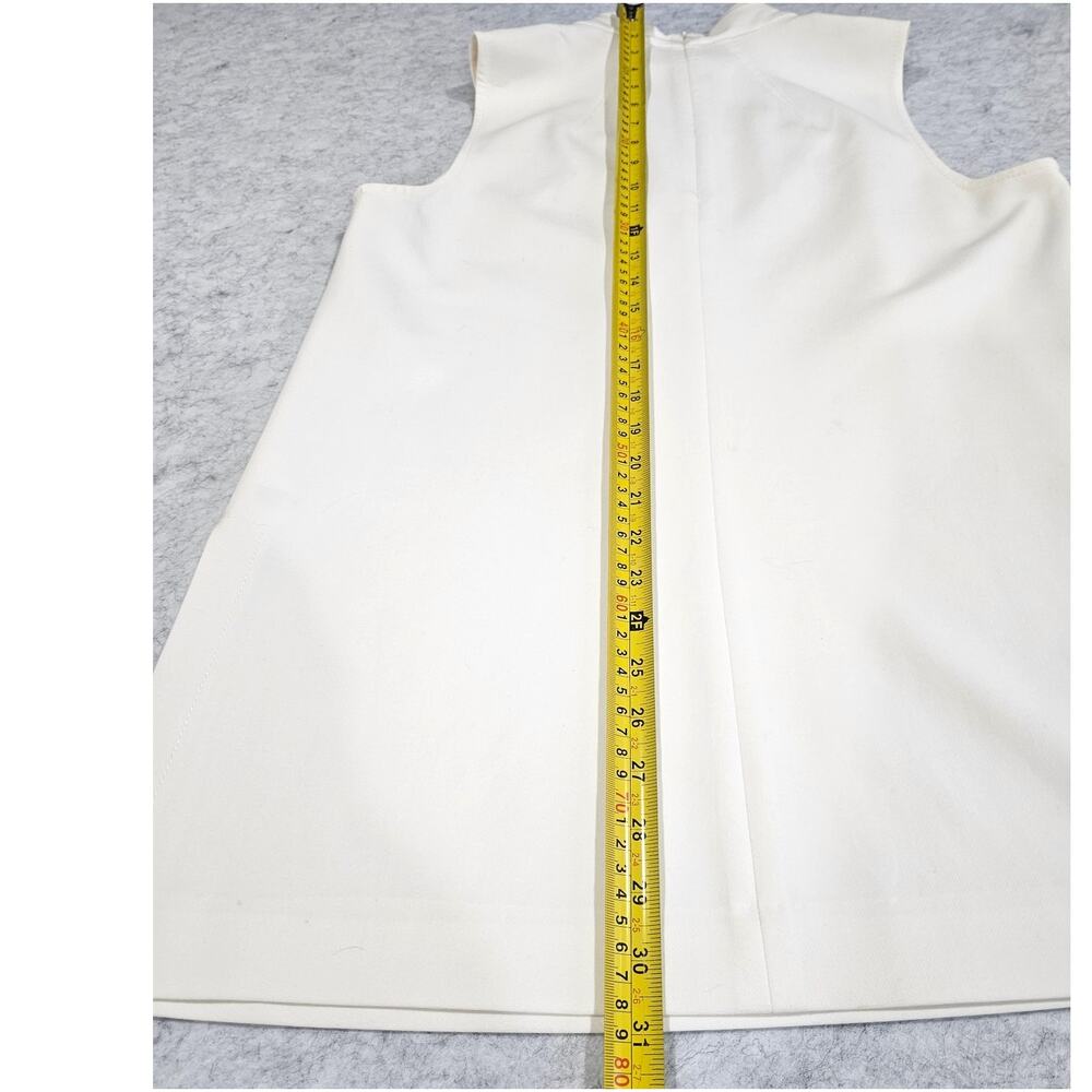 Trina Turk Top, Jewel Embellished Neckline, Split Hem, Sleeveless, Womens Sz M - Picture 7 of 8